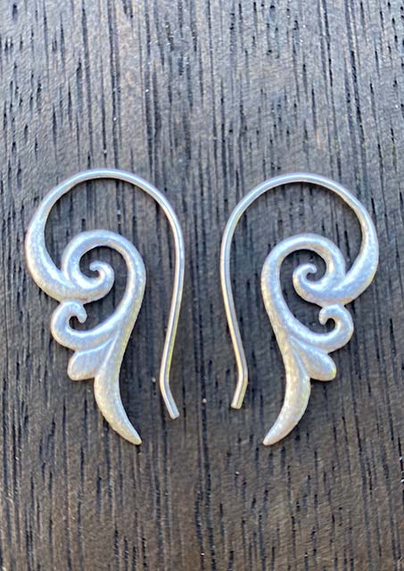 small swirl earrings
