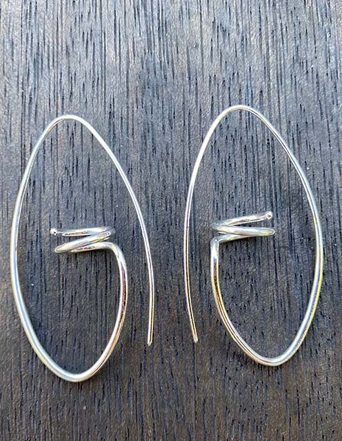 twist earrings