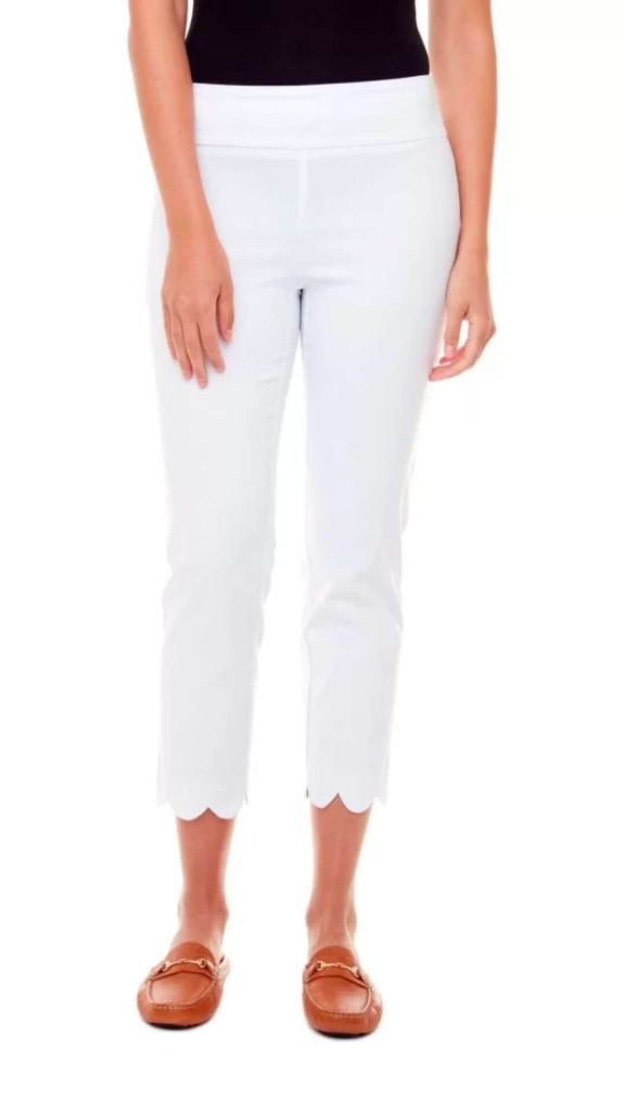 Scallop hem crop pants in white