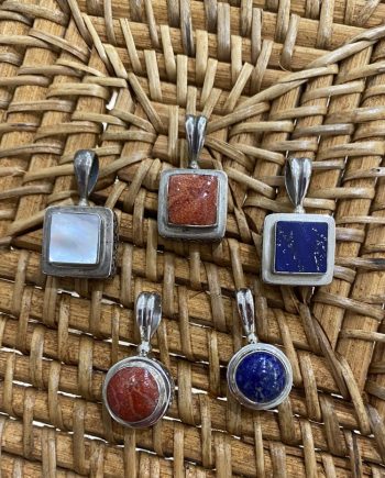 Round and square pendants