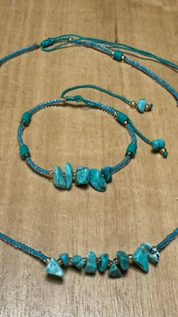 Stone necklace and bracelet